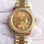 Swiss Rolex DayDate Gold Case Replica Watch Diamond Bezel_th.jpg